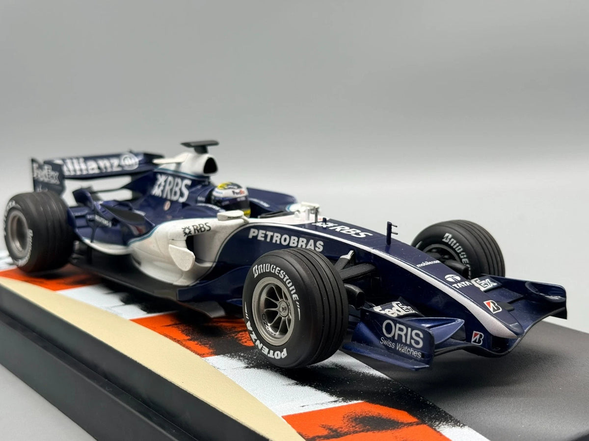 Modellautos 1:18 Hot Wheels Racing Nico Rosberg 2006 Sakhir Circuit Bahrain +OVP