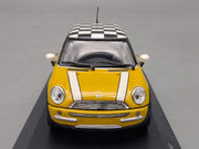 Modellautos 1:43 Minichamps Mini One 2001 Mellow Yellow mit OVP