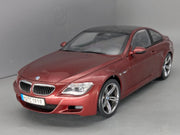 Modellautos 1:18 Kyosho BMW M6 mit Dealer OVP