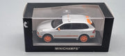 Modellautos 1:43 Minichamps Porsche Cayenne silber Transsyberia 2007 OVP