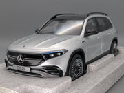 Modellautos 1:18 NZG Mercedes Benz EQB Iridiumsilber mit Dealer OVP