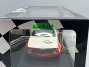 Modellautos 1:18 Minichamps BMW 2002 Class Winner Guards International mit OVP