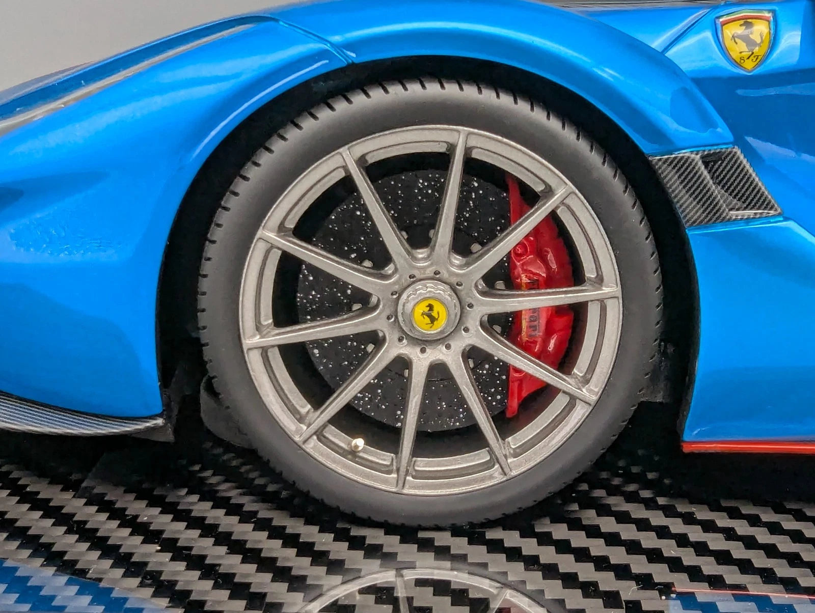 Modellautos 1:12 BBR Ferrari LaFerrari Aperta Blau UNIKAT Ltd. 01/01 Vitrine OVP