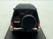 Modellautos 1:43 Minichamps Mitsubishi Pajero mit OVP