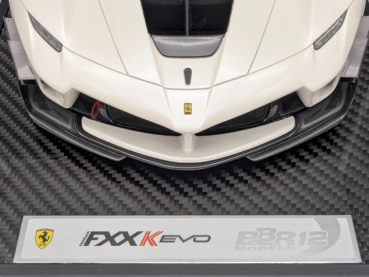Modellautos 1:12 BBR Ferrari FXX-K EVO Met Italian White Ltd 01/01 Vitrine OVP