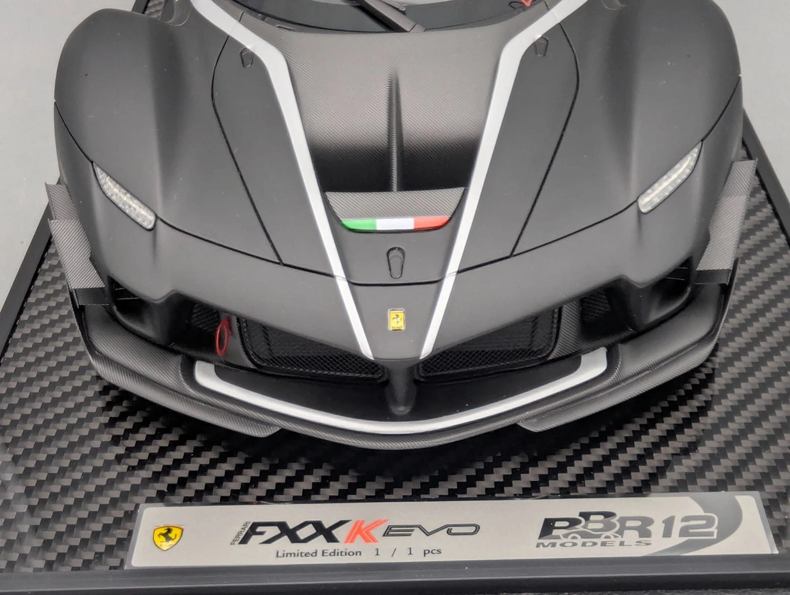 Modellautos 1:12 BBR Ferrari FXX-K EVO Matt Black Ltd 01/01 Vitrine OVP
