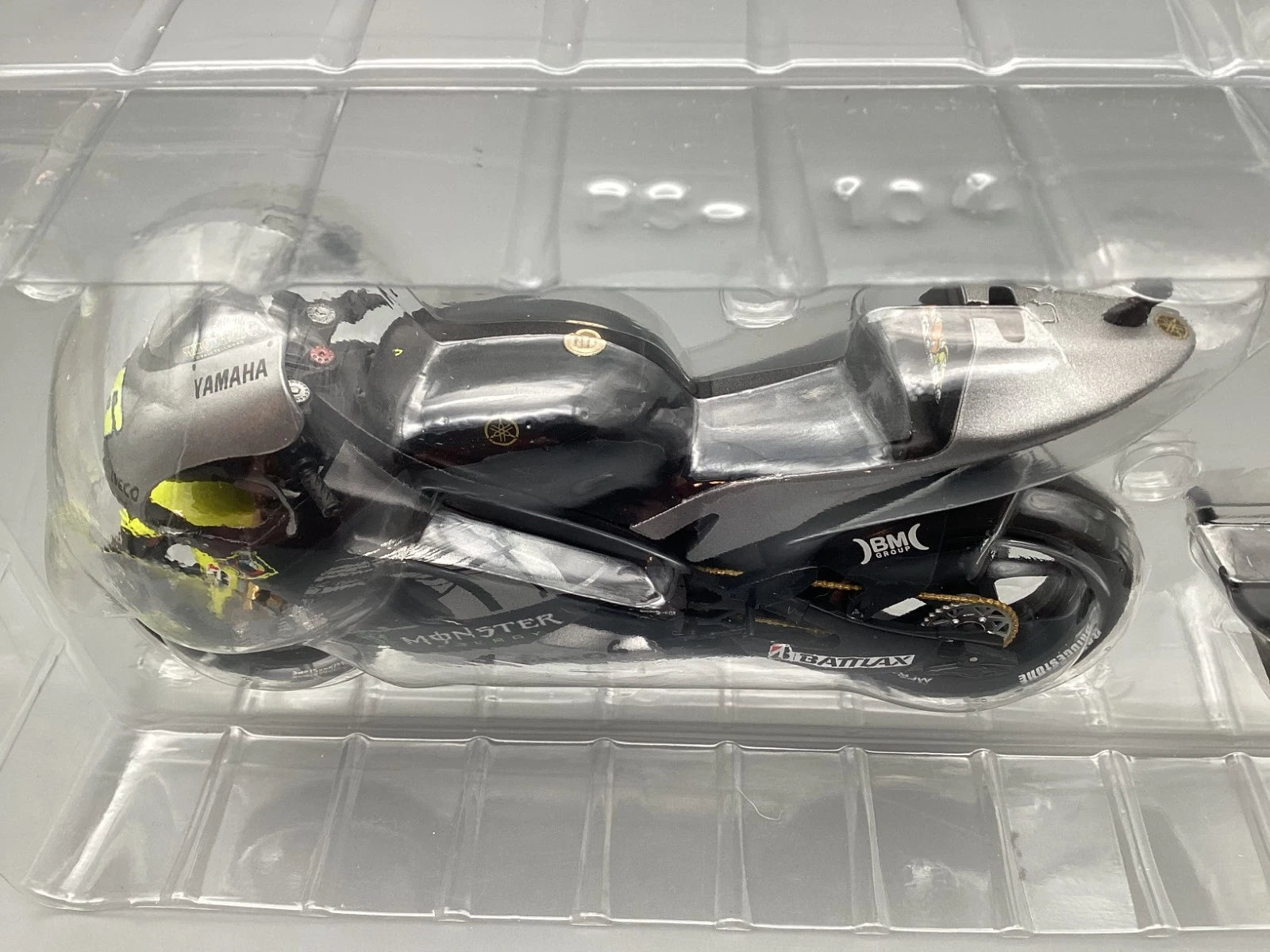 Motorrad Modell 1:12 Minichamps Yamaha YZR-MI V. Rossi Testbike Sepang 2013  OVP