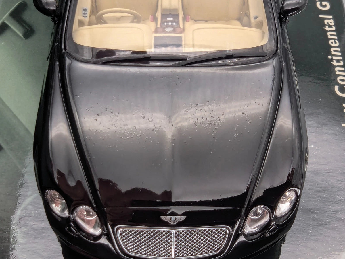 Modellautos 1:43 Minichamps Bentley Continental GTC 2006 Schwarz mit OVP