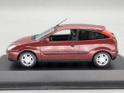 Modellautos 1:43 Minichamps Ford Focus Rot Metallic mit Dealer OVP