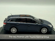 Modellautos 1:43 Minichamps Toyota Aventis mit OVP