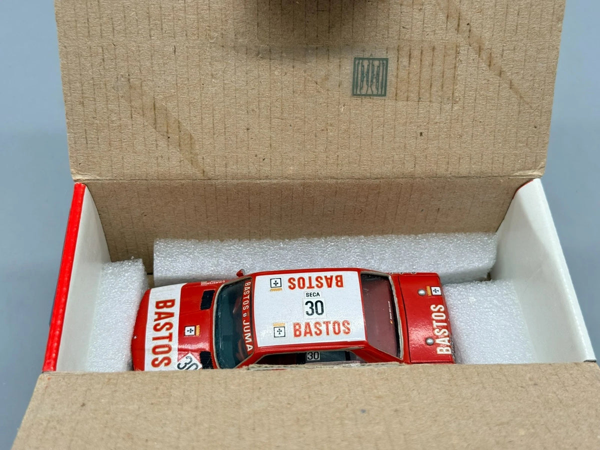Modellautos 1:43 GAMA 1149 BMW 528i mit Karton