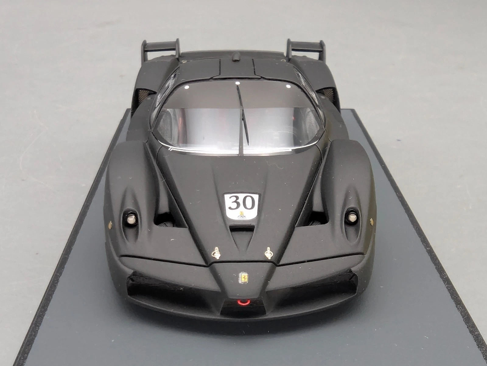 Modellautos 1:43 BBR Ferrari FXX  2006 Black Matt mit Vitrine OVP