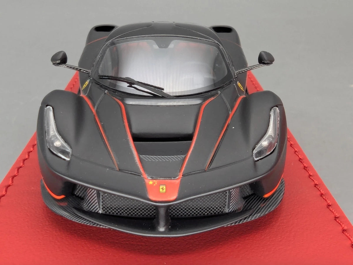 Modellautos 1:43 BBR Deluxe Calsito Ferrari LaFerrari Black Matt Ltd 10/28 OVP