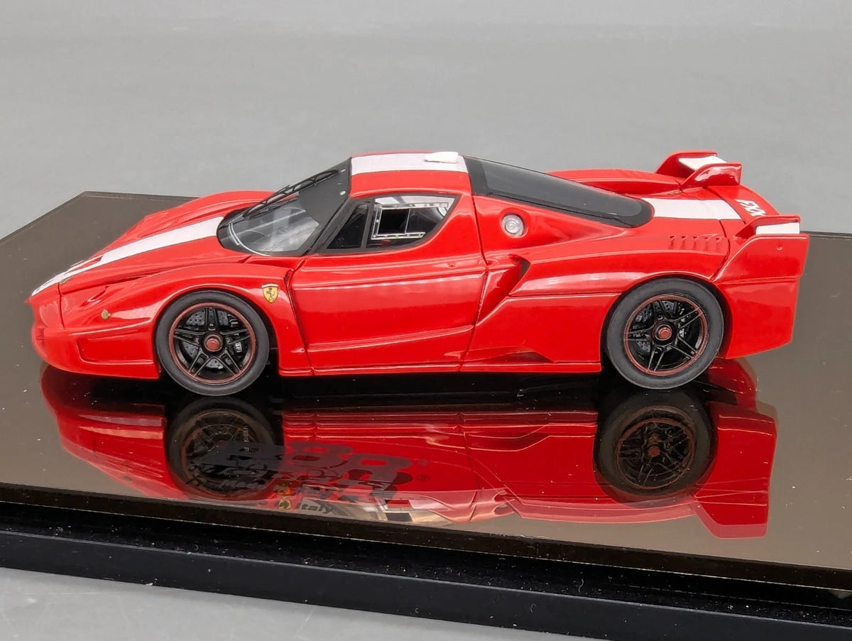 Modellautos 1:43 BBR Ferrari FXX 2006 Rot 005/150 Spiegelplatte Vitrine OVP