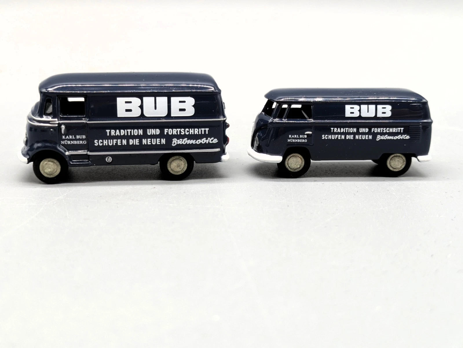 Modellautos 1:87 Premium ClassiXXs Bubmobile Jahresedition 2003 mit OVP