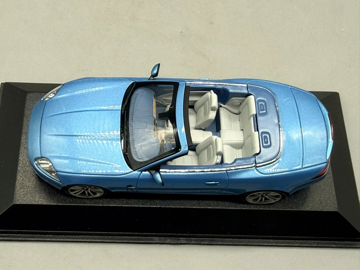 Modellautos 1:43 Minichamps Jaguar XK Cabriolet mit OVP