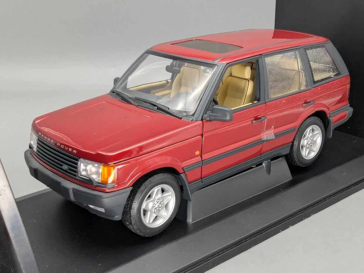 Modellautos 1:18 AUTOart Range Rover 4.6 HSE LH Drive Rot mit OVP