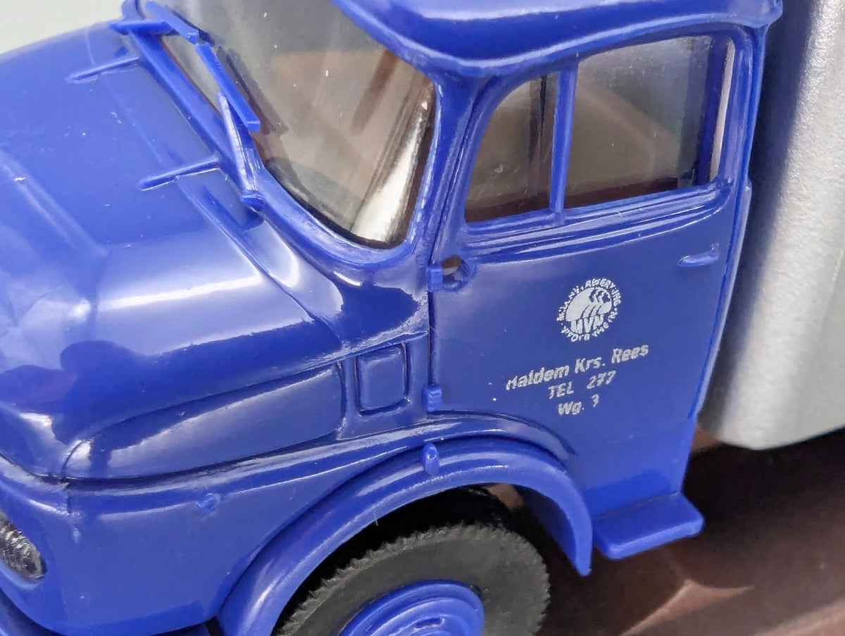 Lkw Modell H0 1:87 Brekina Mercedes Benz L 322 Koffer Lastwagen mit Anhänger OVP