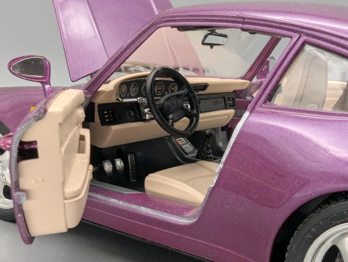 Modellautos 1:18 Bburago Diamonds Edition Porsche 911 Carrera 1993 Lila mit OVP