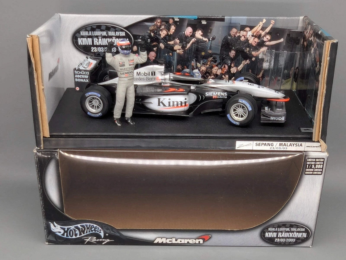 Modellautos 1:18 Hot Wheels Racing McLaren Mercedes 2003 GP #6  Raikkonen OVP