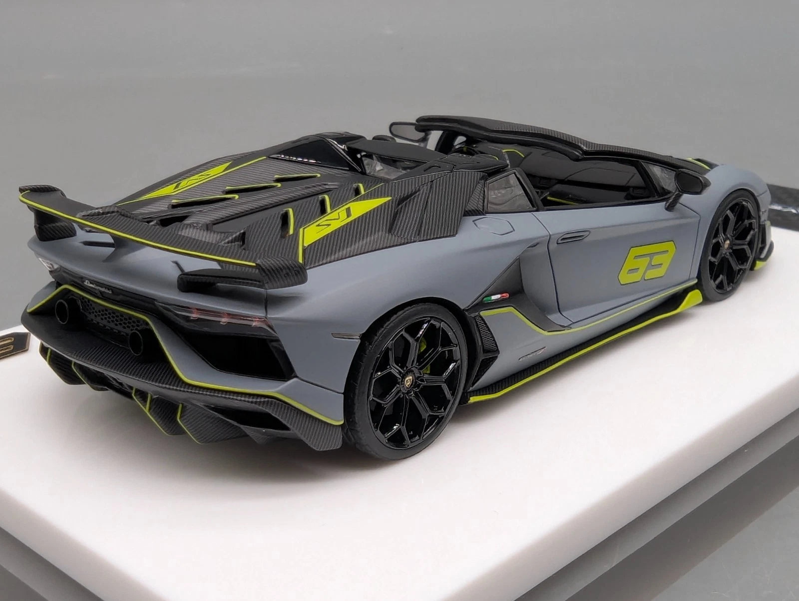 Eidolon Make Up 1:43 Lamborghini Aventador SVJ 63 Roadster 2019 Grigio 63/63 OVP