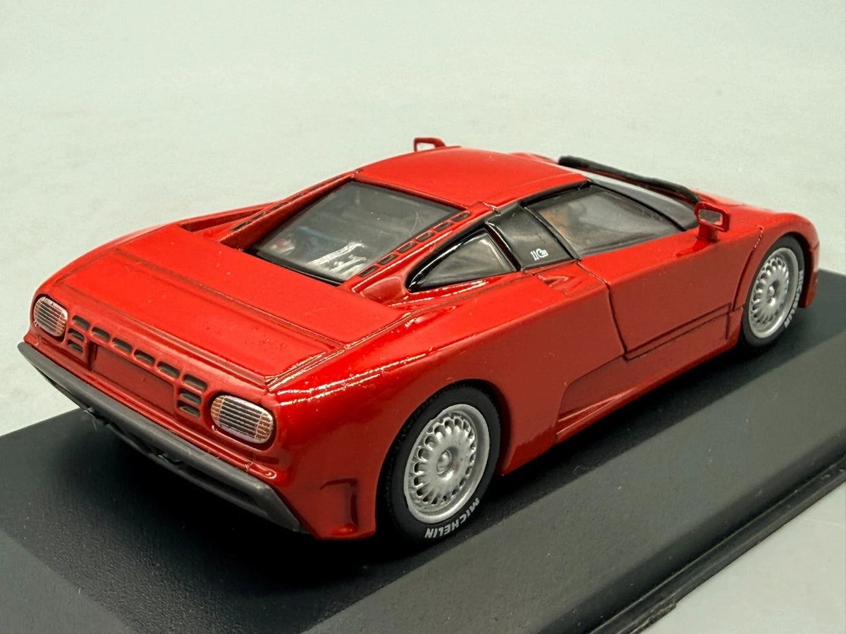 Modellautos 1:43 Minichamps Bugatti EB 110 mit OVP