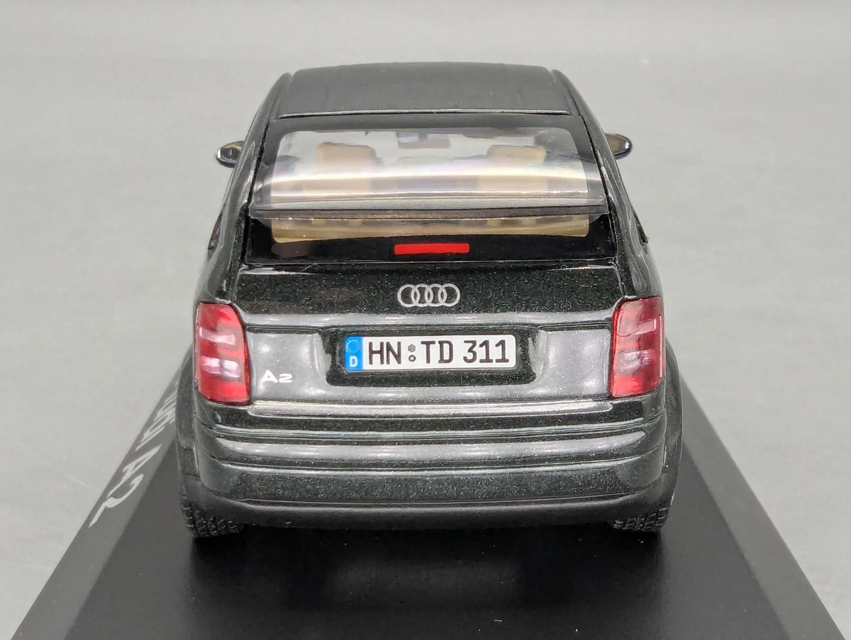 Modellautos 1:43 Minichamps Audi A2 Grau Metallic mit Dealer OVP