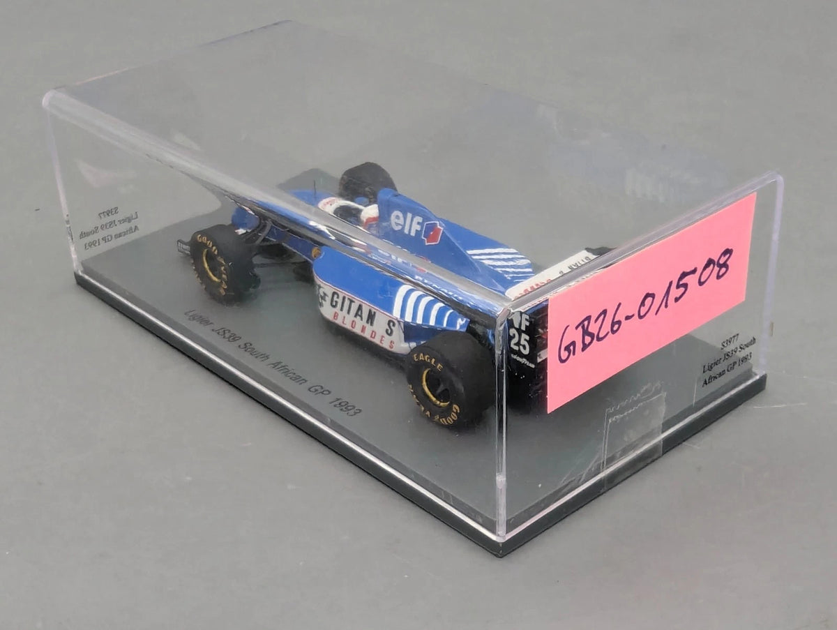 Modellautos 1:43 Spark S3977 Ligier JS39 South African GP 1993 #25 Vitrine