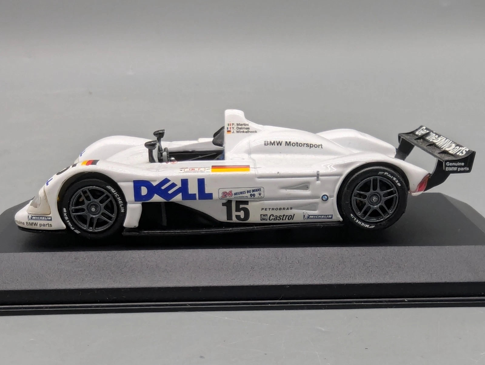 Modellautos 1:43 Minichamps BMW V12 LMR 24h Le Mans 1999 WINNER #15 Winkelhock