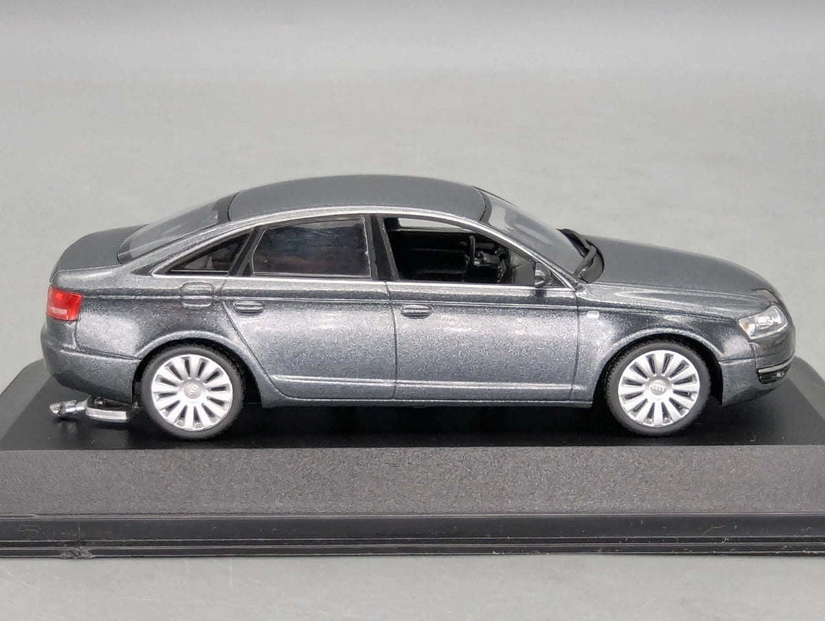 Modellautos 1:43 Minichamps Audi A6 Grau Metallic OVP