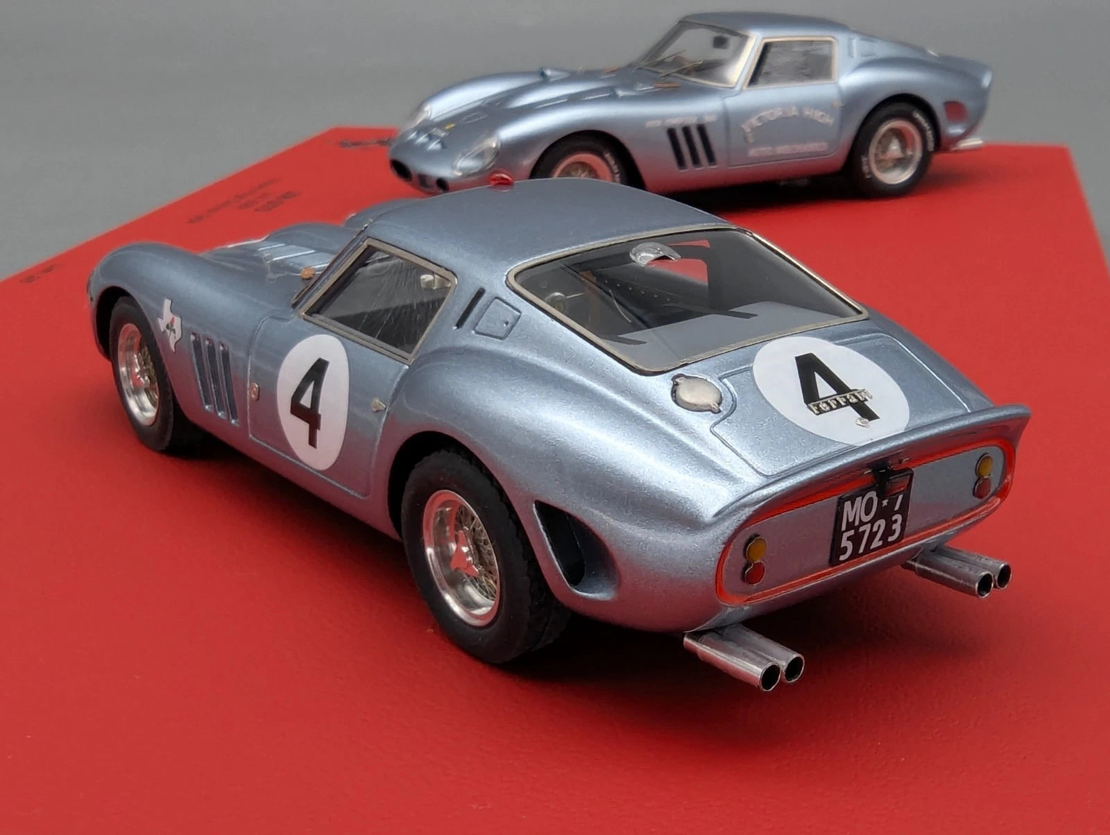 Modellautos 1:43 BBR  Ferrari 250 GTO S/N 3589 Set 2-tlg. 2/5 OVP
