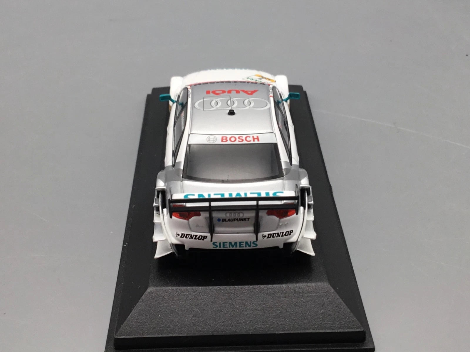 Modellautos 1:43 Minichamps Audi A4 DTM 2007 Kristensen #7 in OVP
