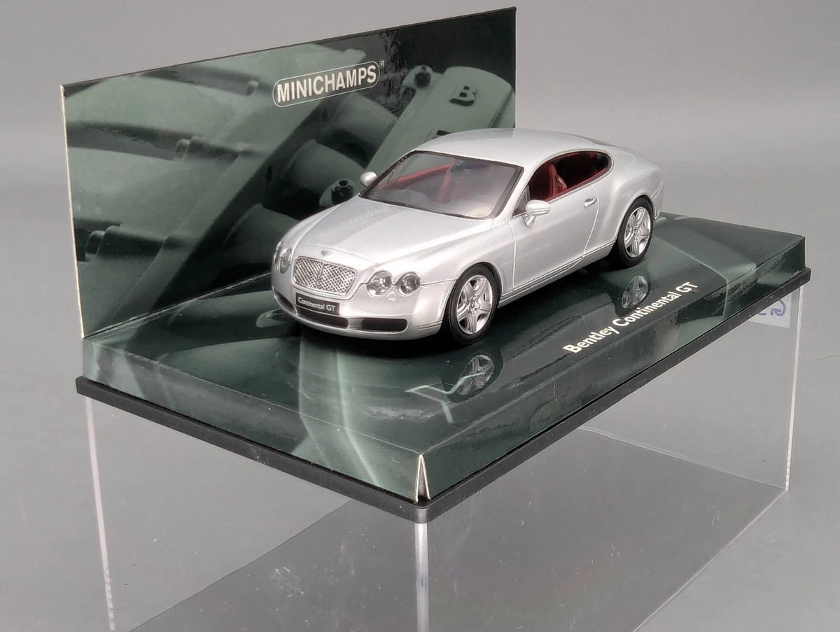 Modellautos 1:43 Minichamps Bentley Continental GT Silber mit OVP