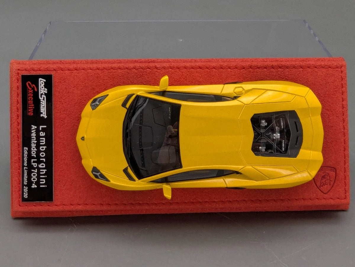 Looksmart CALSITO 1:43 Lamborghini Aventador LP 700-4 Ltd 20/20 Stck mit OVP