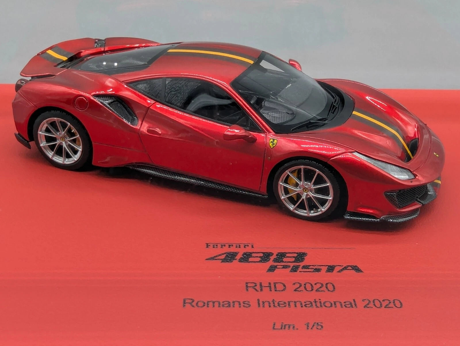 Modellautos 1:43 BBR Ferrari 488 Pista RHD 2020 Romans International 1/5 OVP
