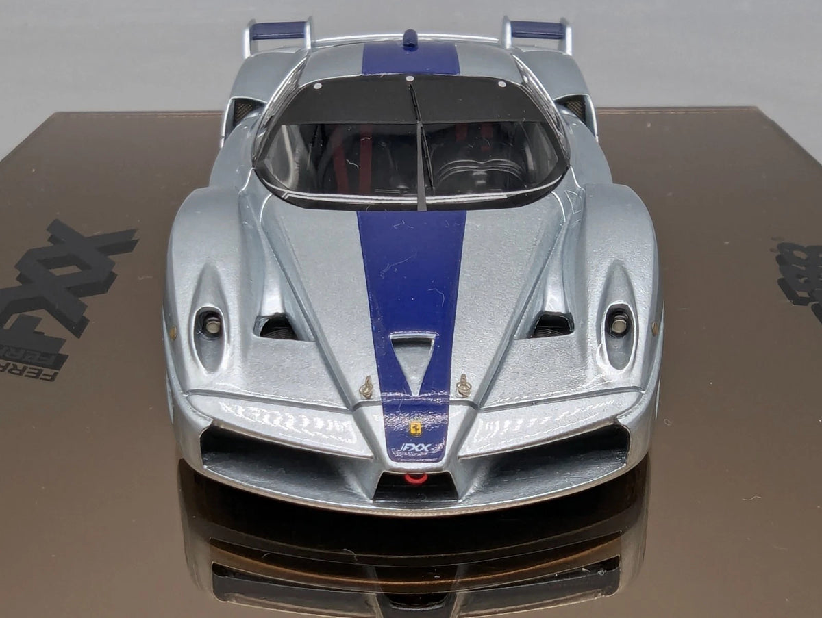 Modellautos 1:43 BBR Ferrari FXX 2006 Limited 017/150 Spiegelplatte Vitrine OVP