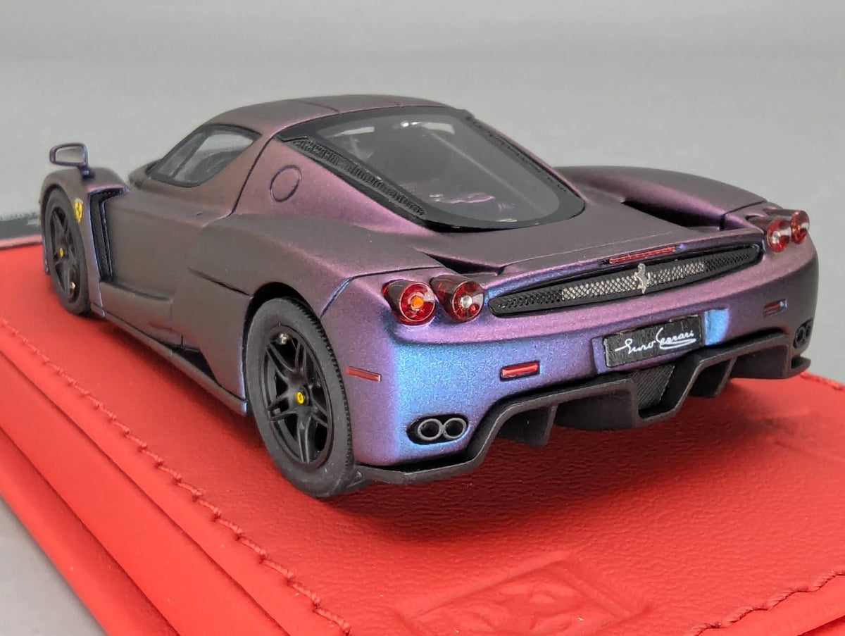 Modellautos 1:43 BBR Executive Ferrari Enzo Ferrari Chameleon Matt 08/10 OVP