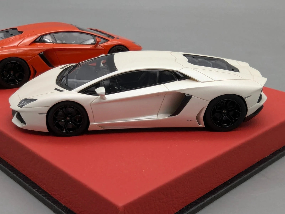 Eidolon Make Up 1:43 Lamborghini Aventador LP700-4 Rot und Weiß 2tlg Set OVP