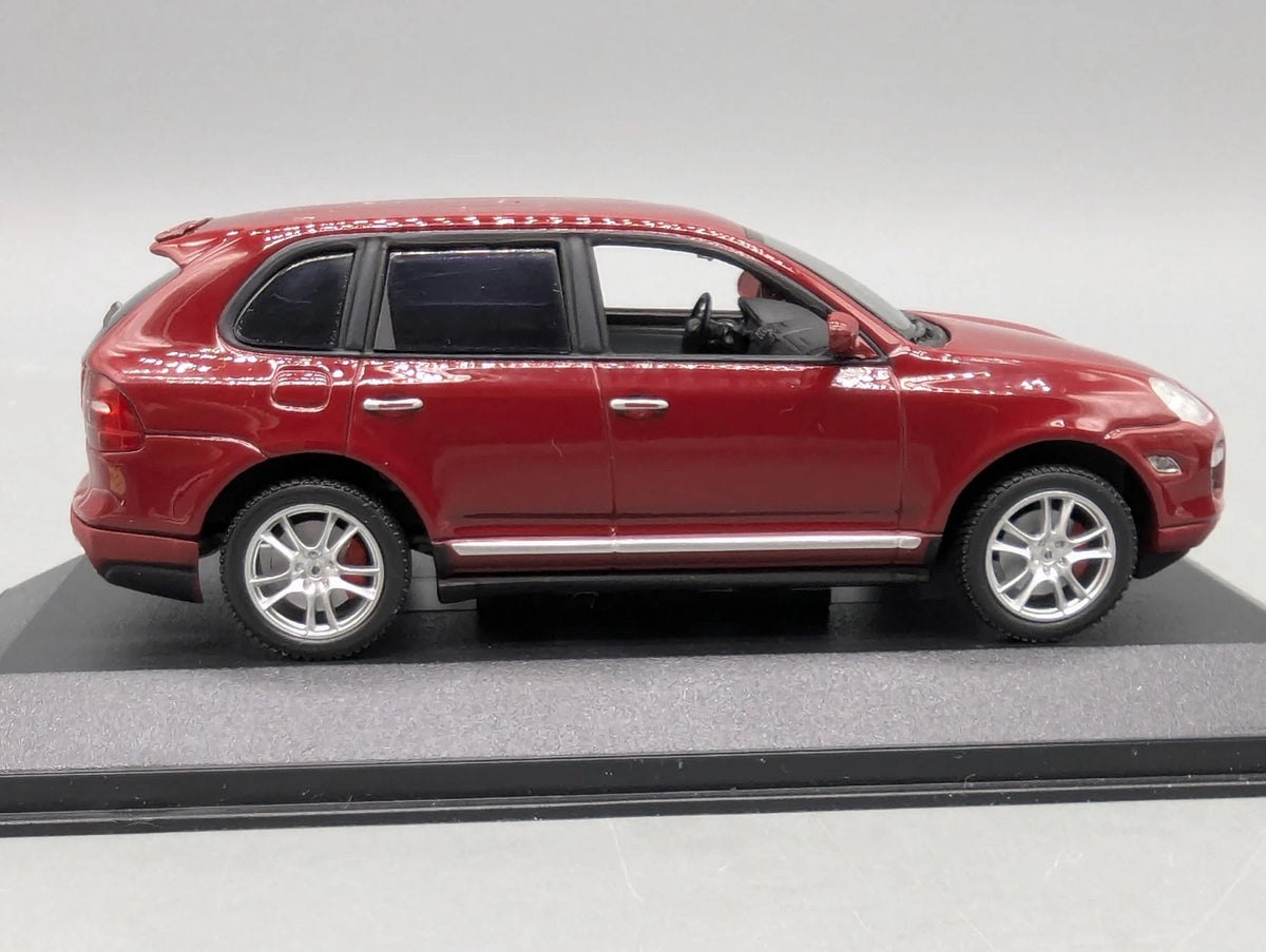 Modellautos 1:43 Minichamps Porsche Cayenne GTS 2008 GTS-Rot mit OVP