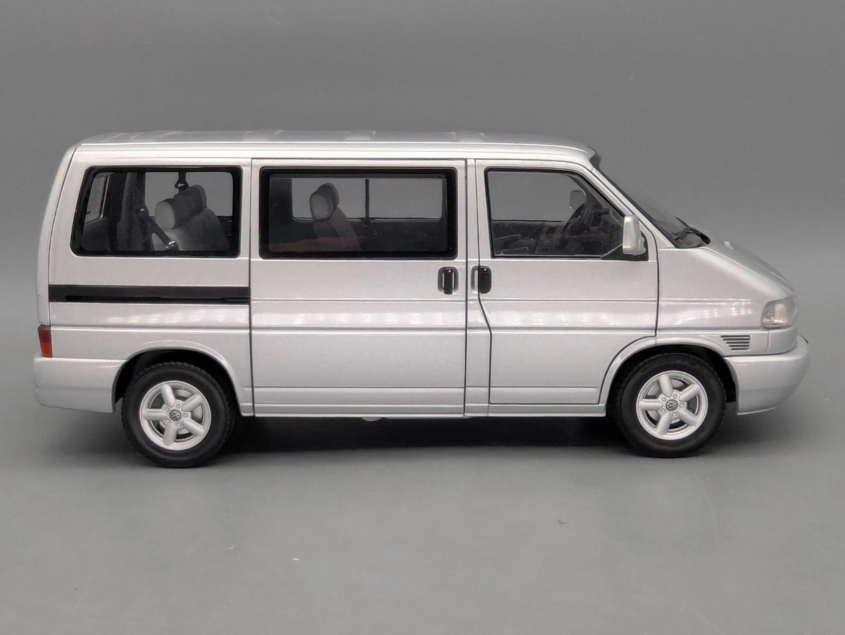 Modellautos 1:18 Schuco Volkswagen VW T4b Caravelle Silber mit OVP