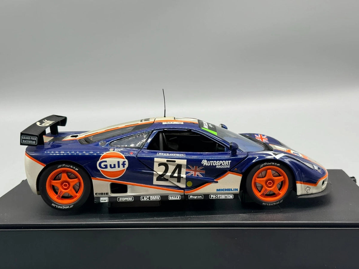Modellautos 1:18 UT Models McLaren F1 GTR #40 mit OVP