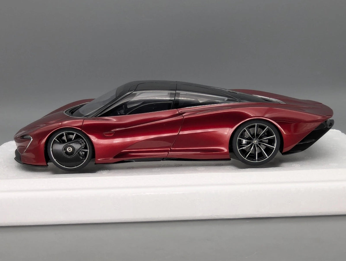 Modellautos 1:18 AUTOart 76087 McLaren Speedtail Volcano Red mit OVP