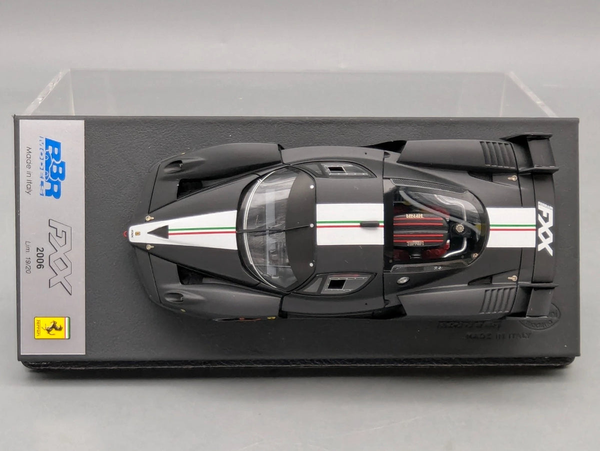 Modellautos 1:43 BBR Ferrari FXX  2006 Black Matt Ltd 19/20 mit Vitrine und OVP