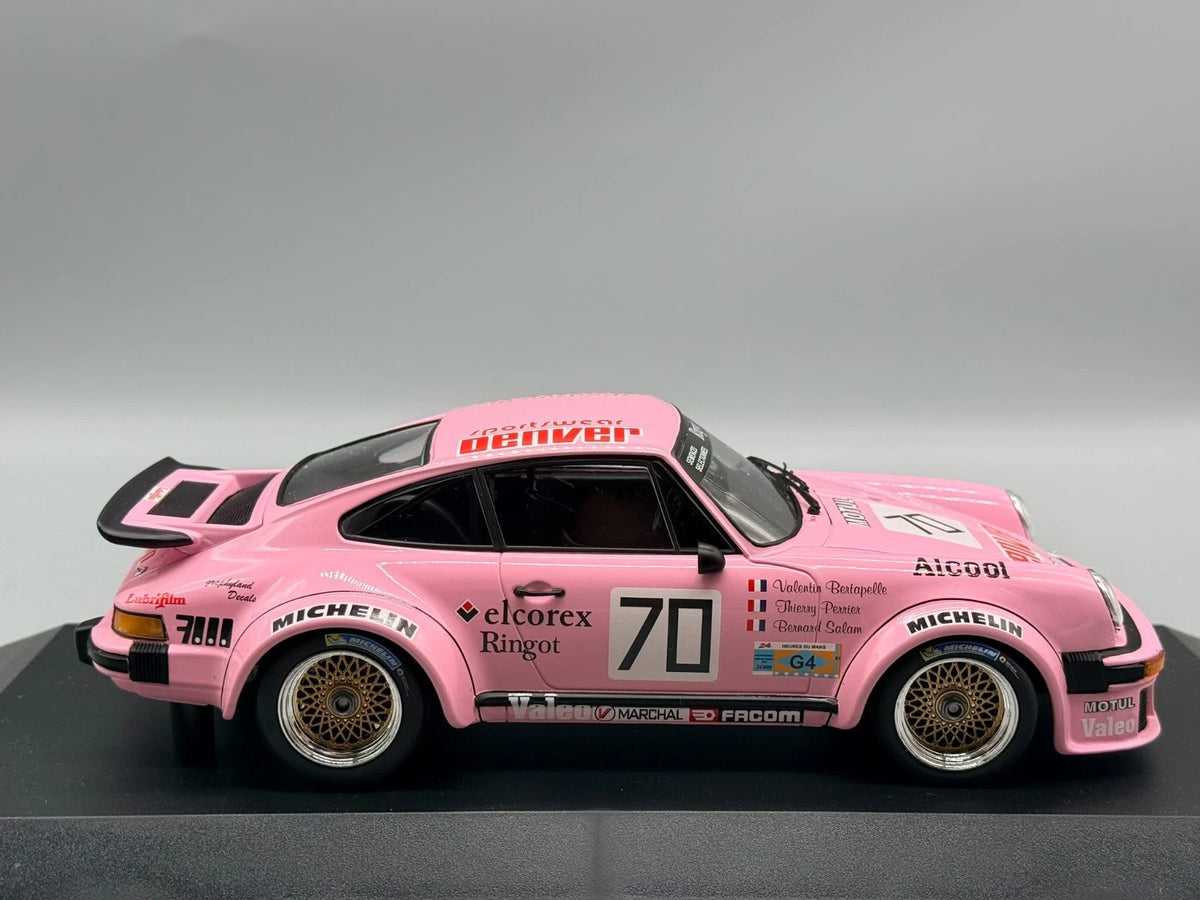 Modellautos 1:18 Minichamps Porsche 934 Winner 24h Le Mans 1981 #70 mit OVP