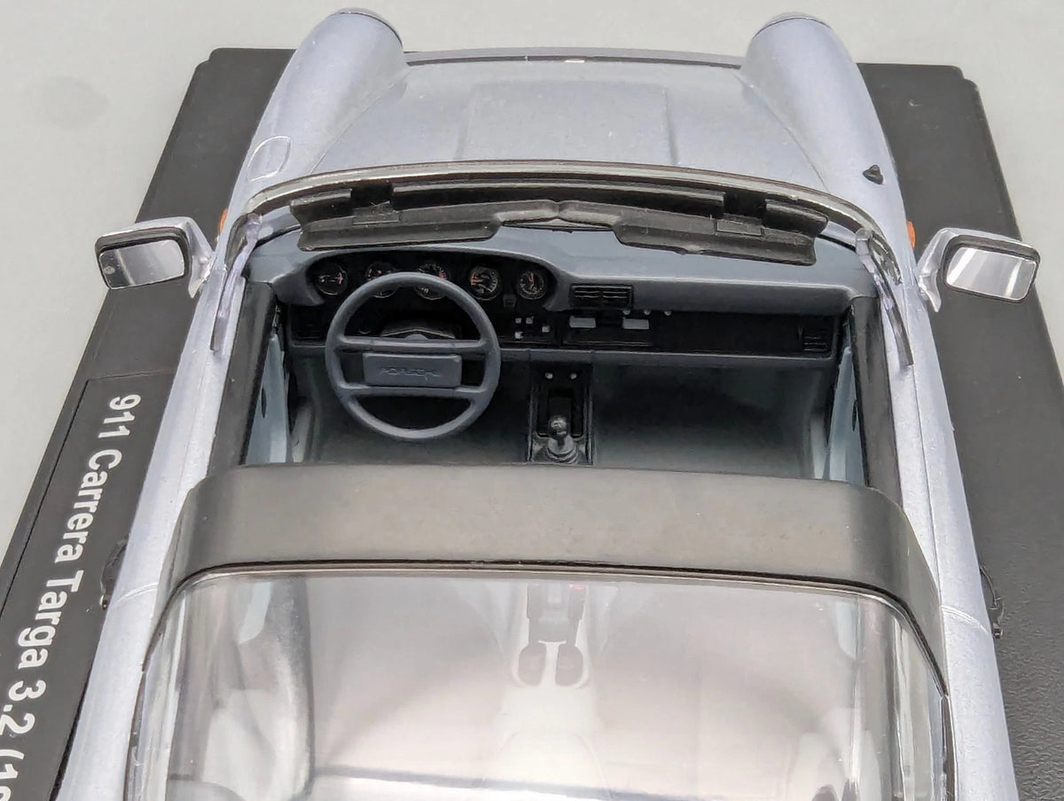 Modellautos 1:18 KK-Scale Porsche 911 Carrera Targa 3.2 1988 Silber mit OVP