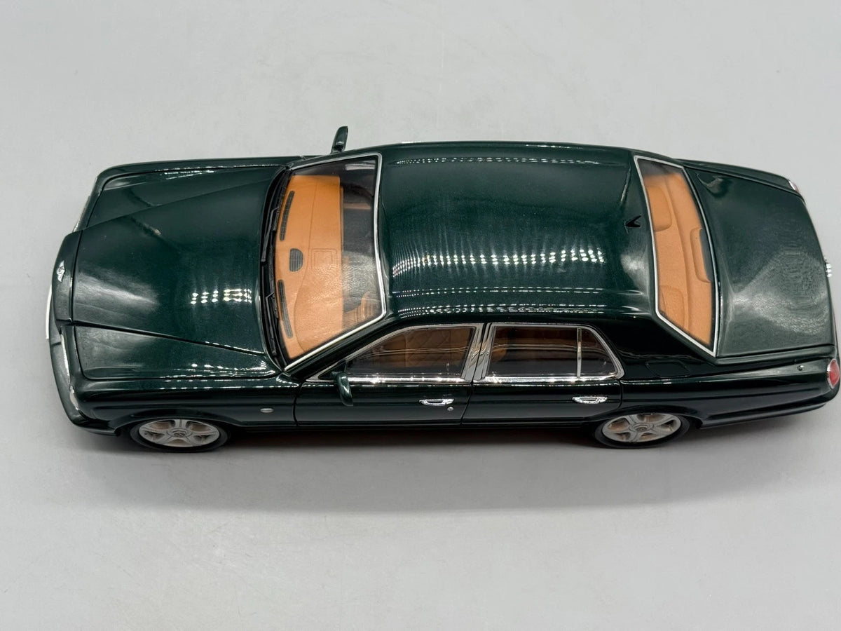 Modellautos 1:18 Minichamps Bentley Arnage T 2002 mit OVP