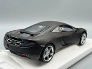 Modellautos 1:18 Minichamps McLaren MP4-12C mit OVP