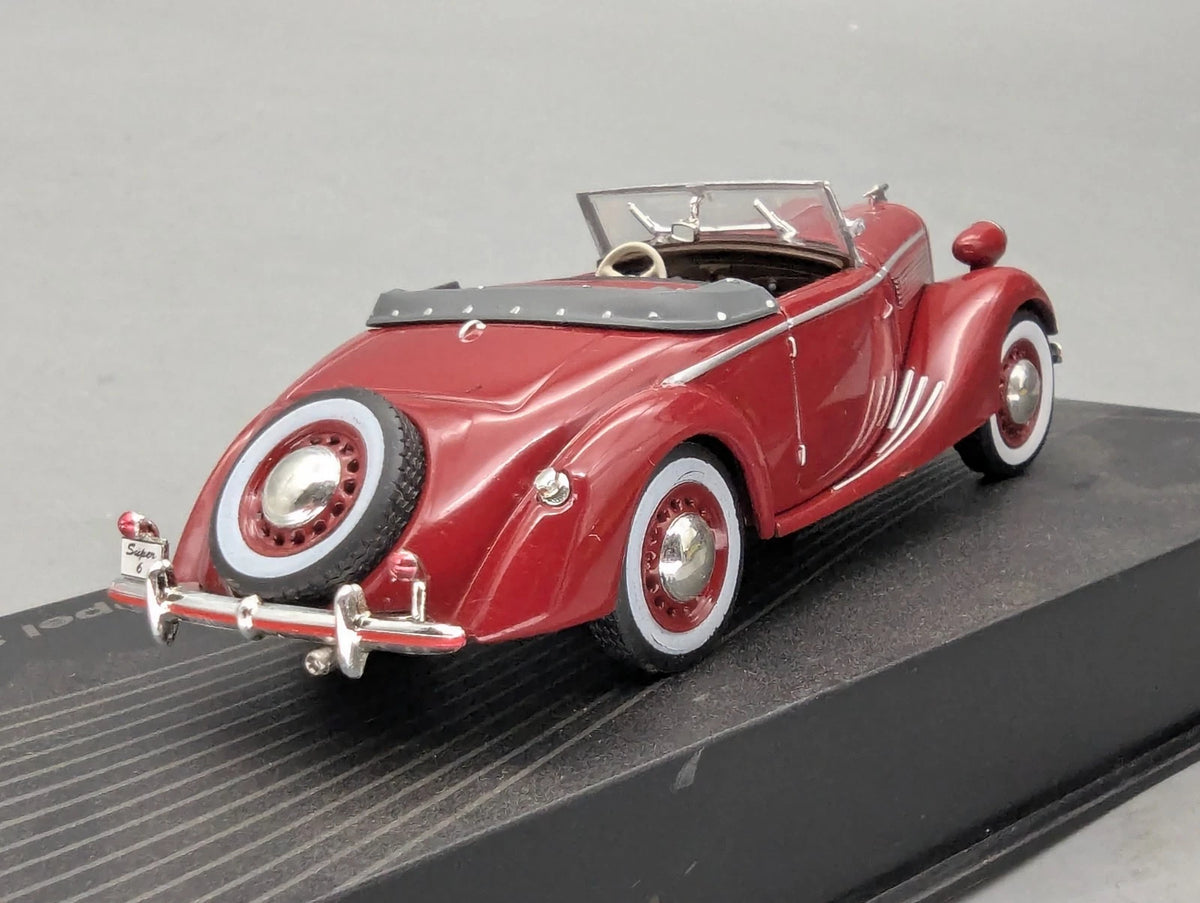 Modellautos 1:43 Ixo für Eaglemoss Opel Collection Super 6 mit Vitrine