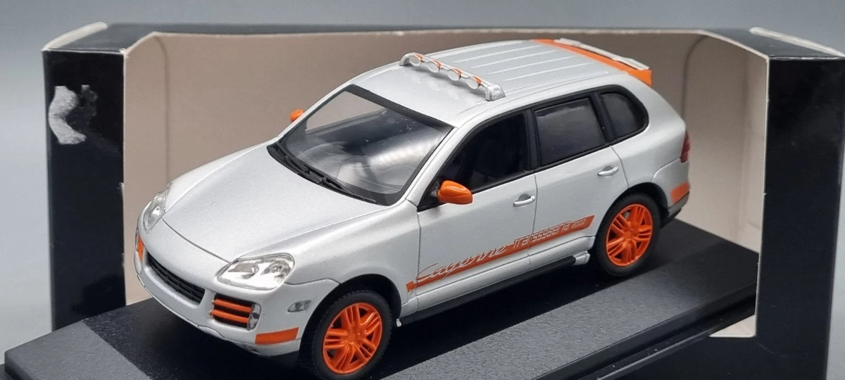 Modellautos 1:43 Minichamps Porsche Cayenne silber Transsyberia 2007 OVP