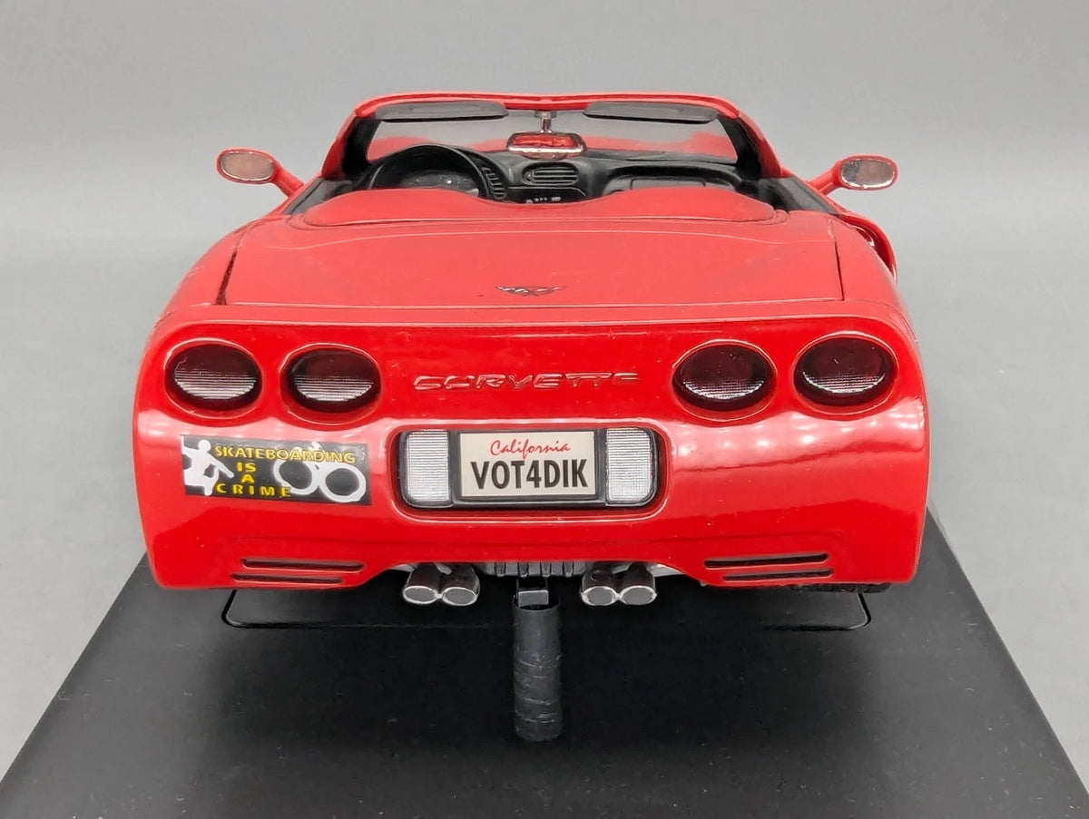 Modellautos 1:18 Ertl Chevrolet Corvette 1998 Rot American Muscle XXX mit OVP
